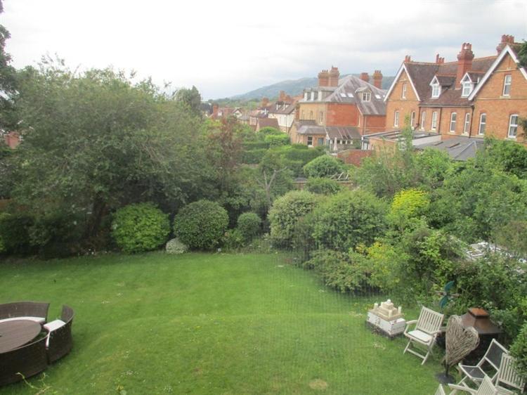 Bed and Breakfast Copper Beech House Malvern Экстерьер фото